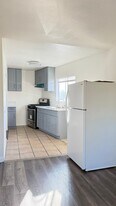 2728 Exposition Pl, Unit 2 in Los Angeles, CA - Building Photo