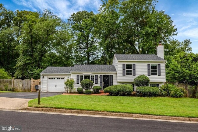 property at 12607 Glenbrooke Woods Dr