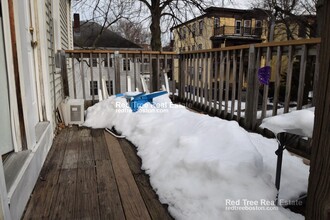 216 Freeman St, Unit 2 in Brookline, MA - Building Photo - Building Photo