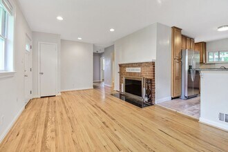 9316 Warren St in Silver Spring, MD - Building Photo - Building Photo