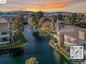 88 Lakeshore Ct in Richmond, CA - Building Photo