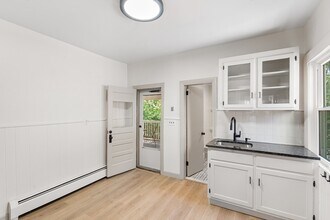 31 Hunting St in Cambridge, MA - Building Photo - Building Photo