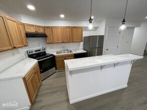 2018 S 62nd Ave.-Unit -Unit A in Yakima, WA - Building Photo - Building Photo
