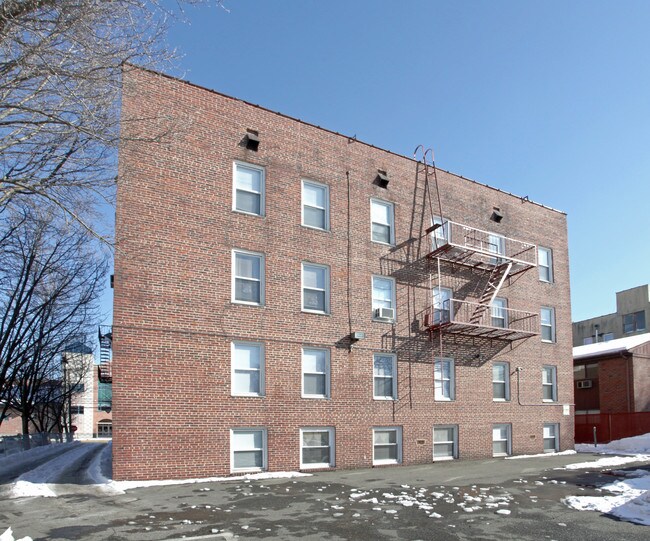 920 N Broad St in Elizabeth, NJ - Building Photo - Building Photo