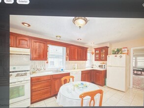 27-29 Dartmouth St in Watertown, MA - Building Photo - Building Photo