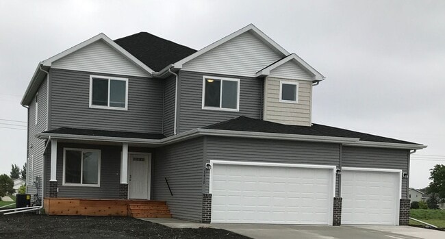 property at 3419 47th Ave S