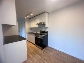 1527 Boundary Crescent in Nanaimo, BC - Building Photo - Building Photo