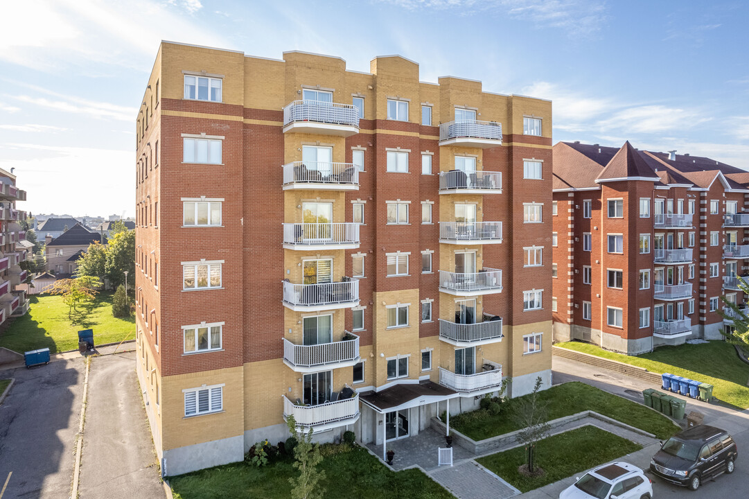 6650 Couture Boul in Montréal, QC - Building Photo