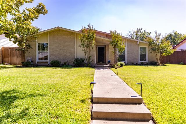 5000 Latham Dr in Plano, TX - Building Photo