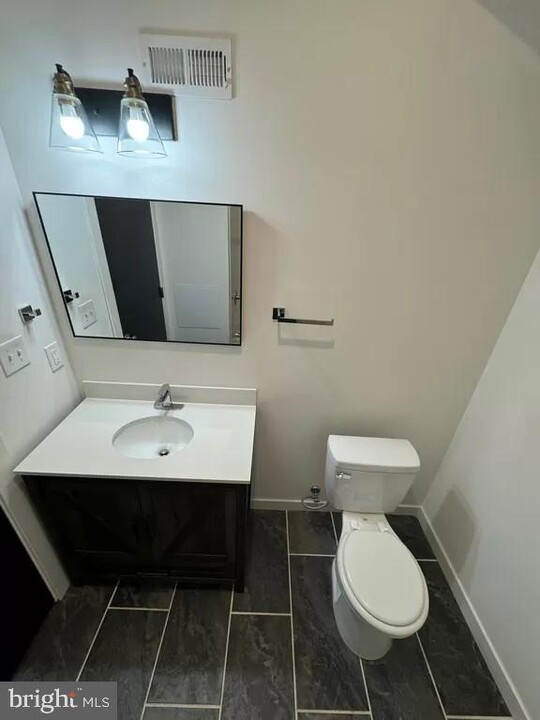 39 Farson St-Unit -3 in Philadelphia, PA - Building Photo