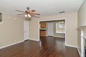 3011 Wellington Pl in Murfreesboro, TN - Foto de edificio - Building Photo