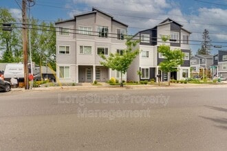 17854 SW Rudolph Ln in Beaverton, OR - Building Photo - Building Photo