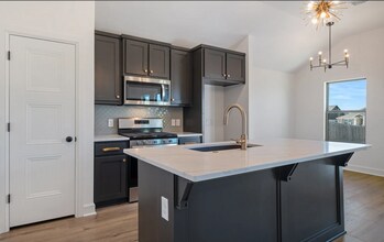 409 Haven St in Yukon, OK - Building Photo - Building Photo