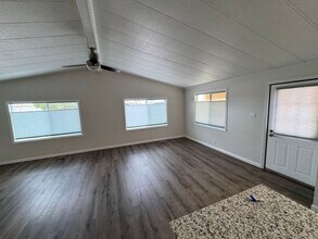 9331 E Navajo Pl in Sun Lakes, AZ - Building Photo - Building Photo