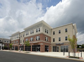 Linden Hill Station Apartments and Townhomes in Wilmington, DE - Foto de edificio - Building Photo