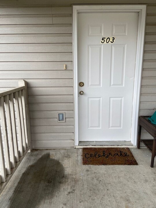 503 Twin Oaks in Kirbyville, MO - Building Photo