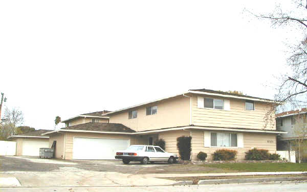 10323-10333 Greenwood Ct in Cupertino, CA - Building Photo - Building Photo