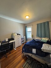 232 Fellsway W, Unit 3 in Medford, MA - Foto de edificio - Building Photo