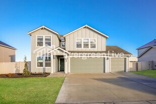 896 Knowledge St in Middleton, ID - Building Photo