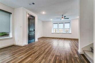 253 McConathy Wy in Flower Mound, TX - Building Photo - Building Photo