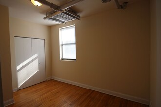 1634 W North Shore Ave, Unit G in Chicago, IL - Building Photo - Building Photo