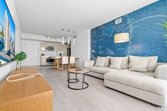 2602 E Hallandale Beach Blvd, Unit SI ID1514035P in Hallandale Beach, FL - Building Photo - Building Photo