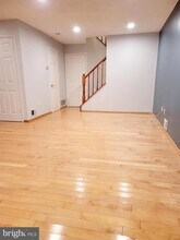 219 Kempsey Dr in North Brunswick, NJ - Building Photo - Building Photo