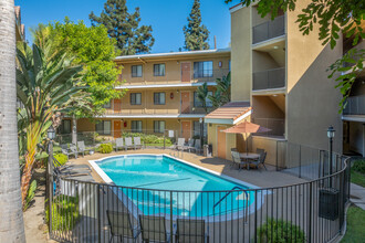 Woodman Lassen Apartments in Mission Hills, CA - Building Photo - Building Photo