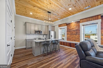 958 Church St in Royston, GA - Building Photo - Building Photo