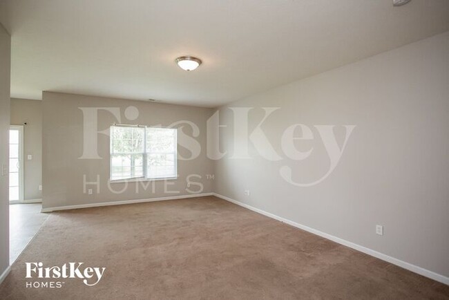 11278 Lucky Dan Dr in Noblesville, IN - Building Photo - Building Photo