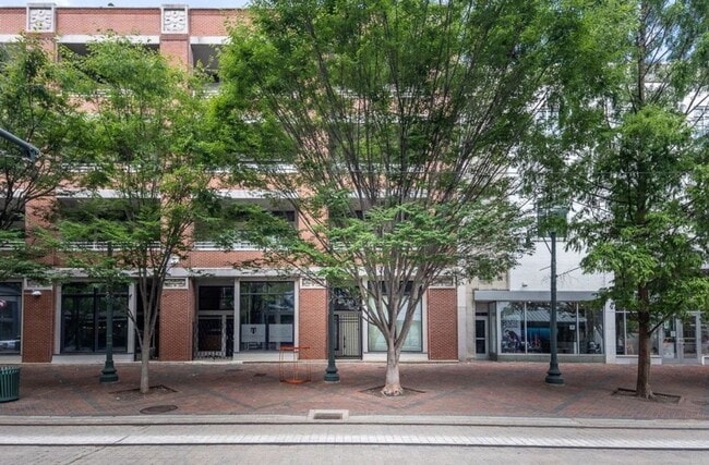 95 S Main St in Memphis, TN - Foto de edificio - Building Photo