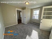 928 Victory Ave photo'