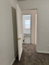 22241 Lyndon St in Detroit, MI - Building Photo - Building Photo