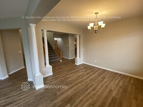 34229 13th Ct SW in Federal Way, WA - Building Photo - Building Photo