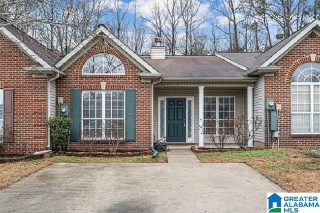 106 Hidden Creek Cove in Pelham, AL - Building Photo - Building Photo