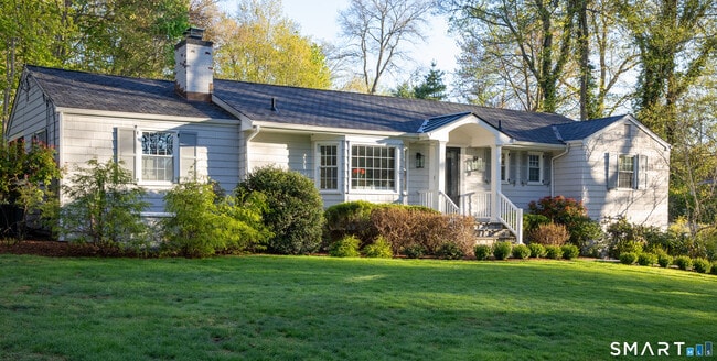 2 Anchor Ln in Norwalk, CT - Building Photo - Building Photo