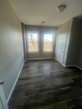 126 Elmwood Ave, Unit 4 in Irvington, NJ - Building Photo - Building Photo