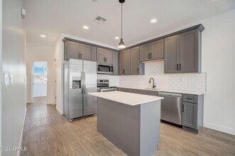 3725 E Earll Dr in Phoenix, AZ - Building Photo - Building Photo