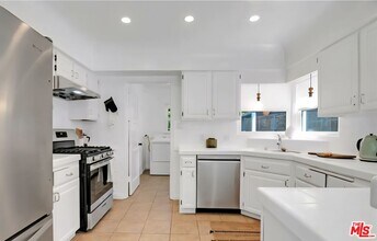 3780 Beethoven St in Los Angeles, CA - Building Photo - Building Photo