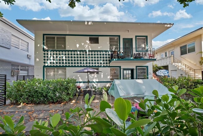 property at 934 Meridian Ave