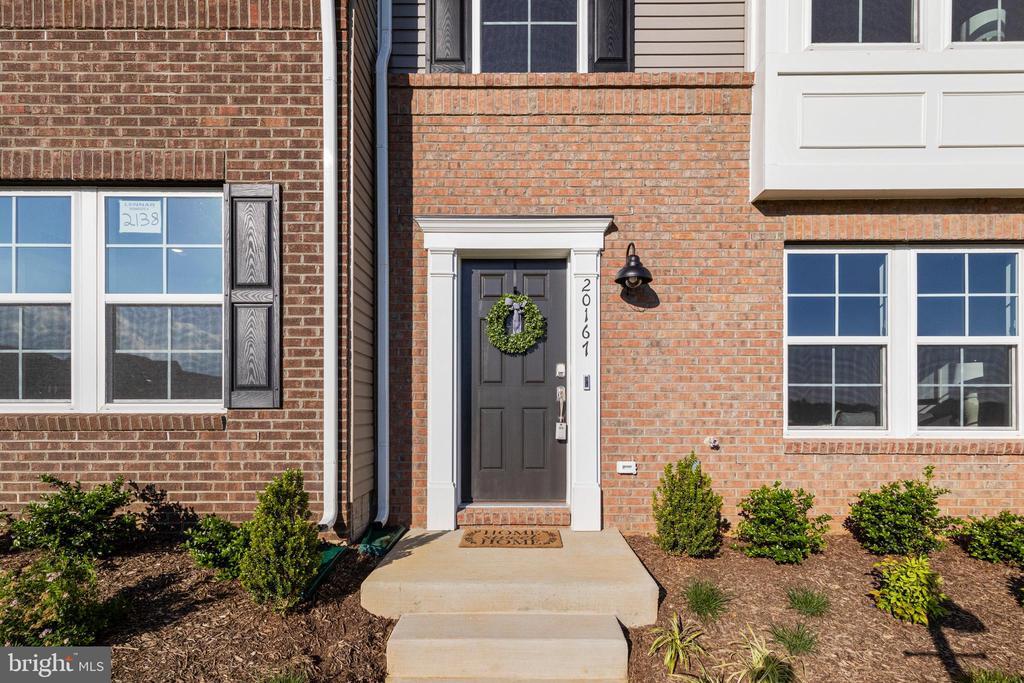 20167 Stonehaven Ave in Jeffersonton, VA - Building Photo