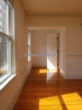 254 Newbury St, Unit 5 in Boston, MA - Building Photo - Building Photo