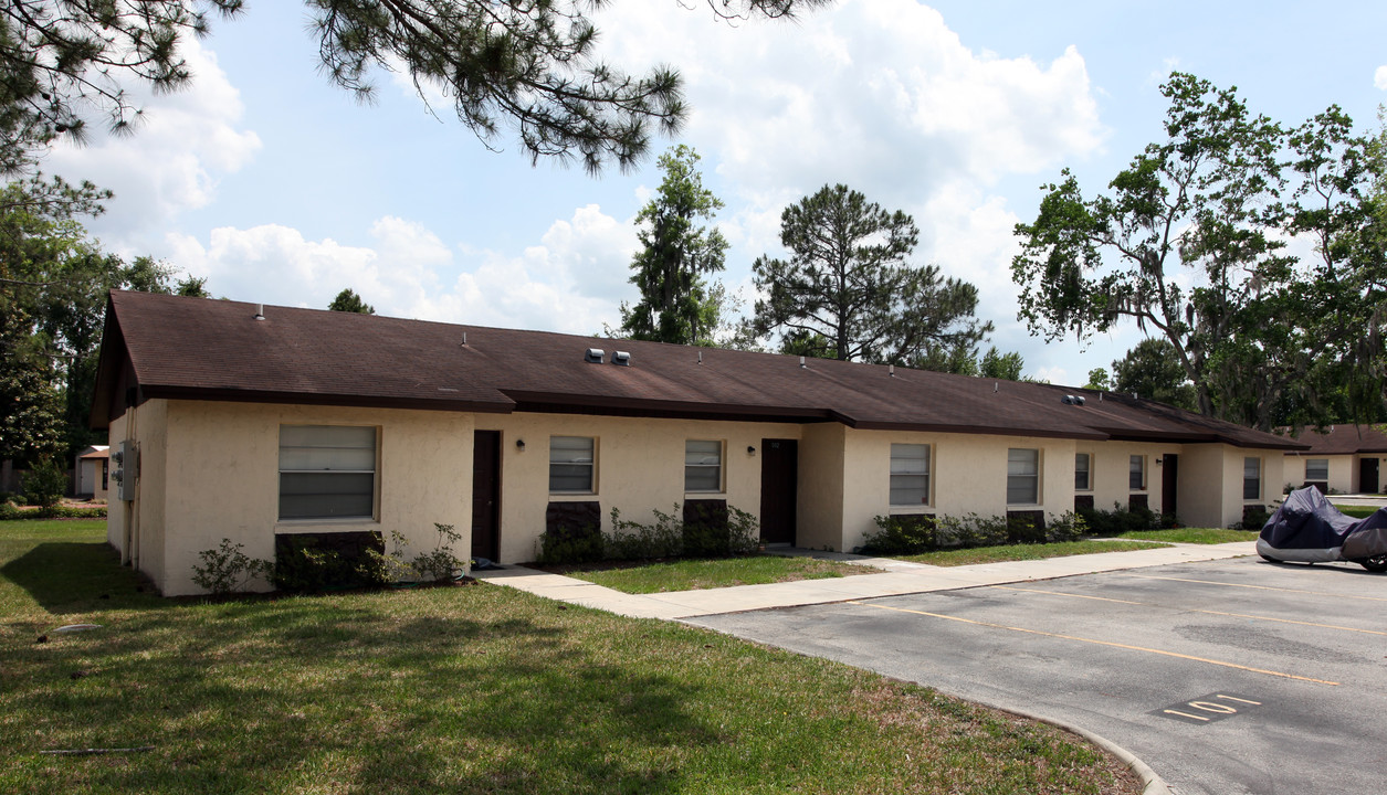 St Johns Apartments in Orange Park, FL - Building Photo