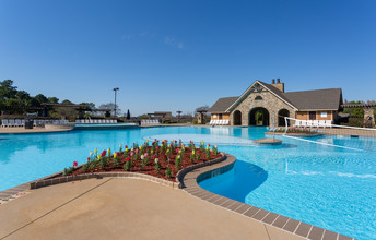 The Cottages at Lake Tamaha in Tuscaloosa, AL - Foto de edificio - Building Photo