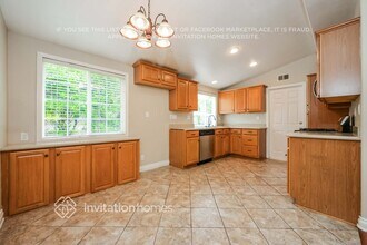 548 Galsworthy St in Thousand Oaks, CA - Foto de edificio - Building Photo