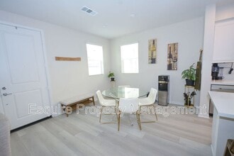 649 Winchester Dr in Oxnard, CA - Building Photo - Building Photo