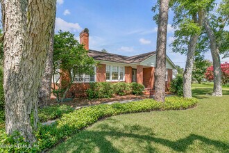 2238 Southampton Rd in Jacksonville, FL - Building Photo - Building Photo