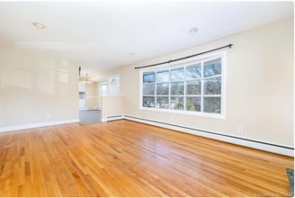 21 Henso Dr in Danbury, CT - Building Photo - Building Photo