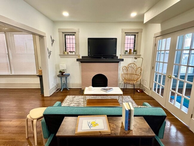 4172 Russell Blvd in St. Louis, MO - Building Photo - Building Photo