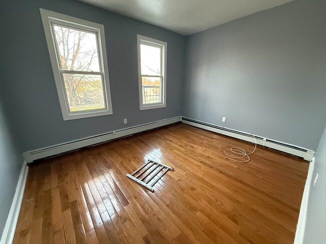 139 W 54th St in Bayonne, NJ - Building Photo - Building Photo